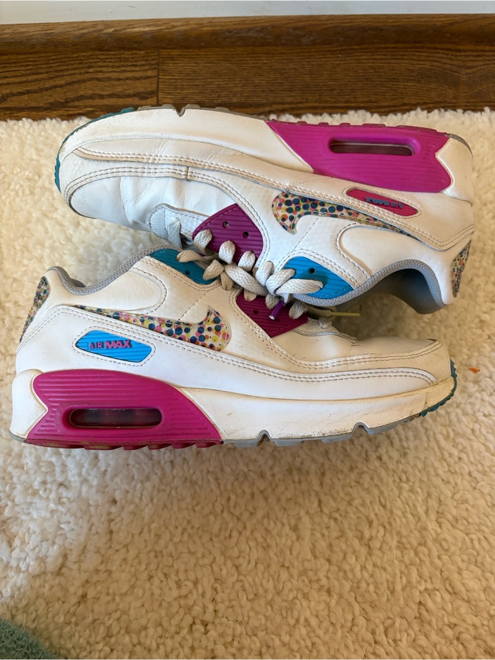 Limited Edition Womans 6.5 Nike Air Max white magenta and blue accents